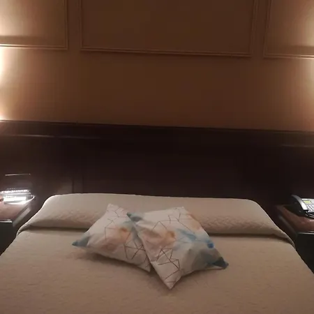 阿尔巴努欧瓦酒店
