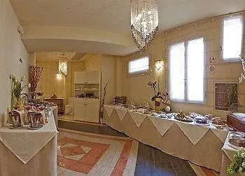 Hotell Albanuova