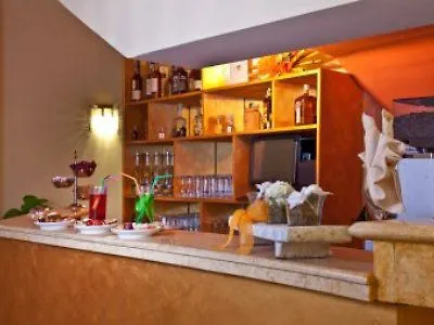 Albanuova Otel 4*