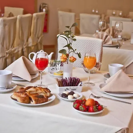 Albanuova Hotel 4*
