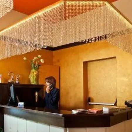 Albanuova Hotel 4*